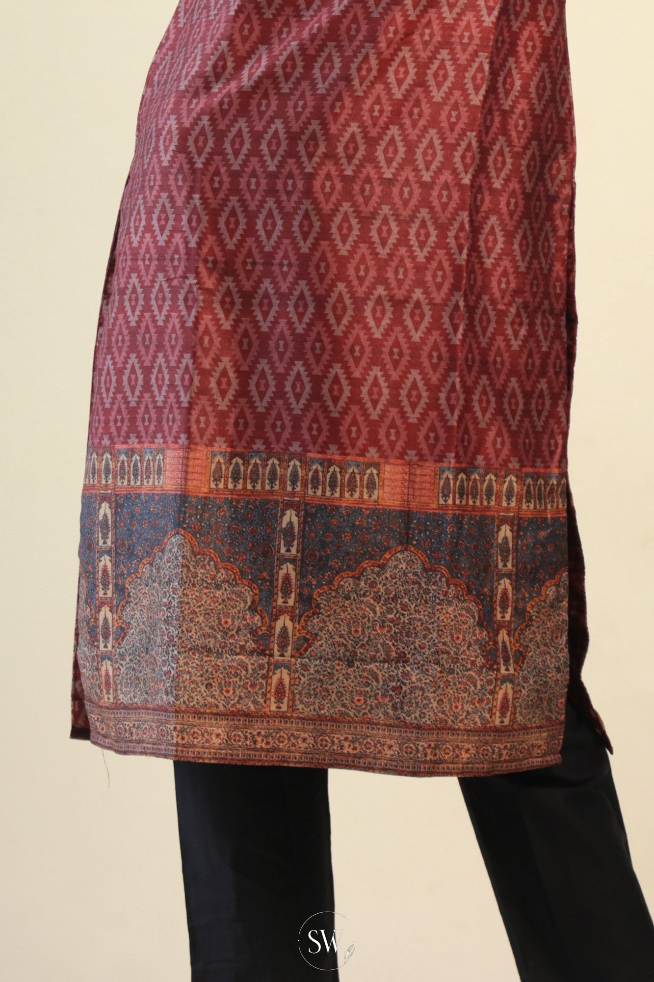 Brownish Red Printed Kurti with Diamond Pattern