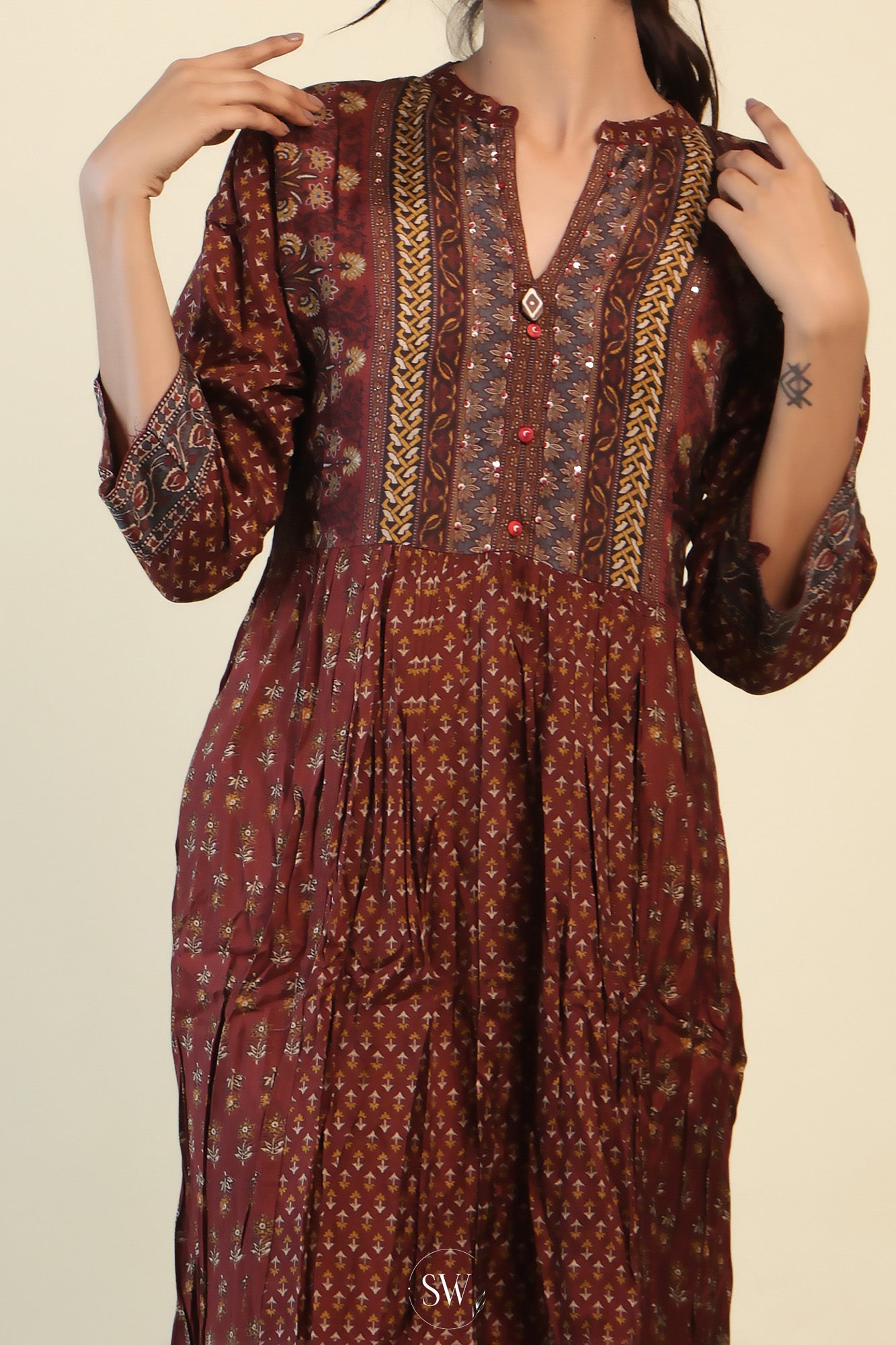Deep Brown Printed Kurta with Floral Design