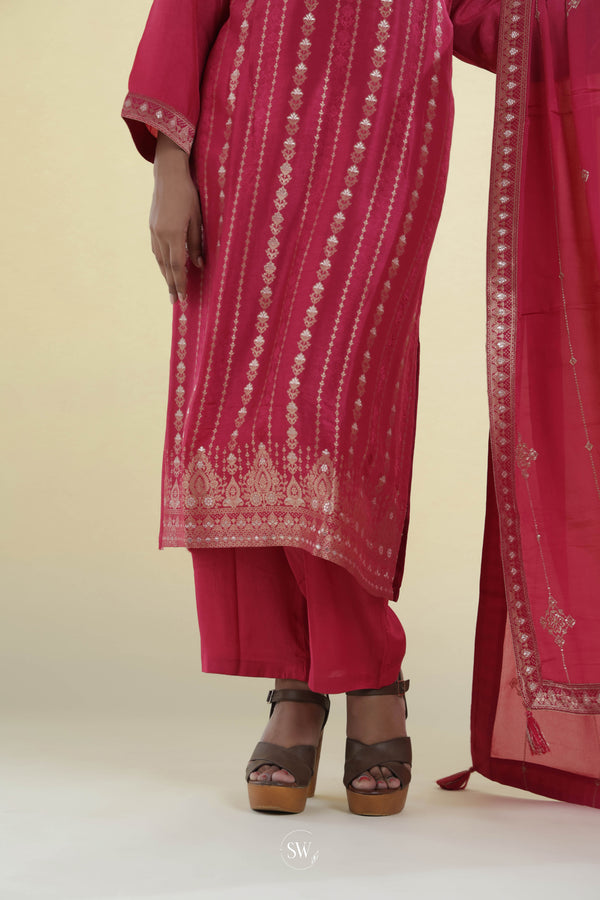 Paradise Pink Straight Suit Set With Hand Embroidery
