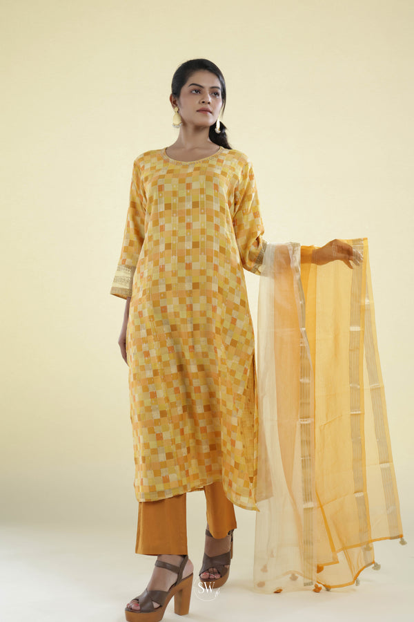 Yellow Multicolour Straight Suit Set With Checks Pattern