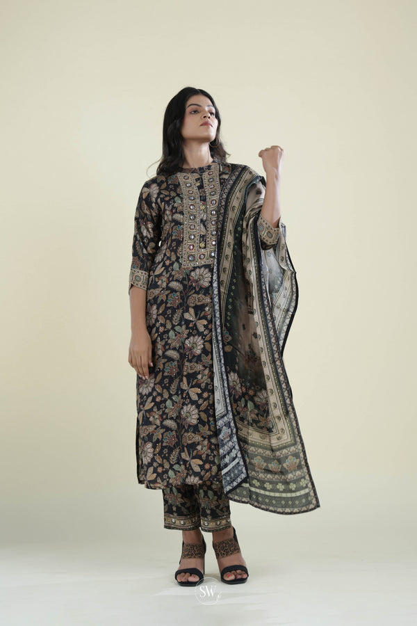 Deep Blue Printed Straight Suit Set With Floral Design