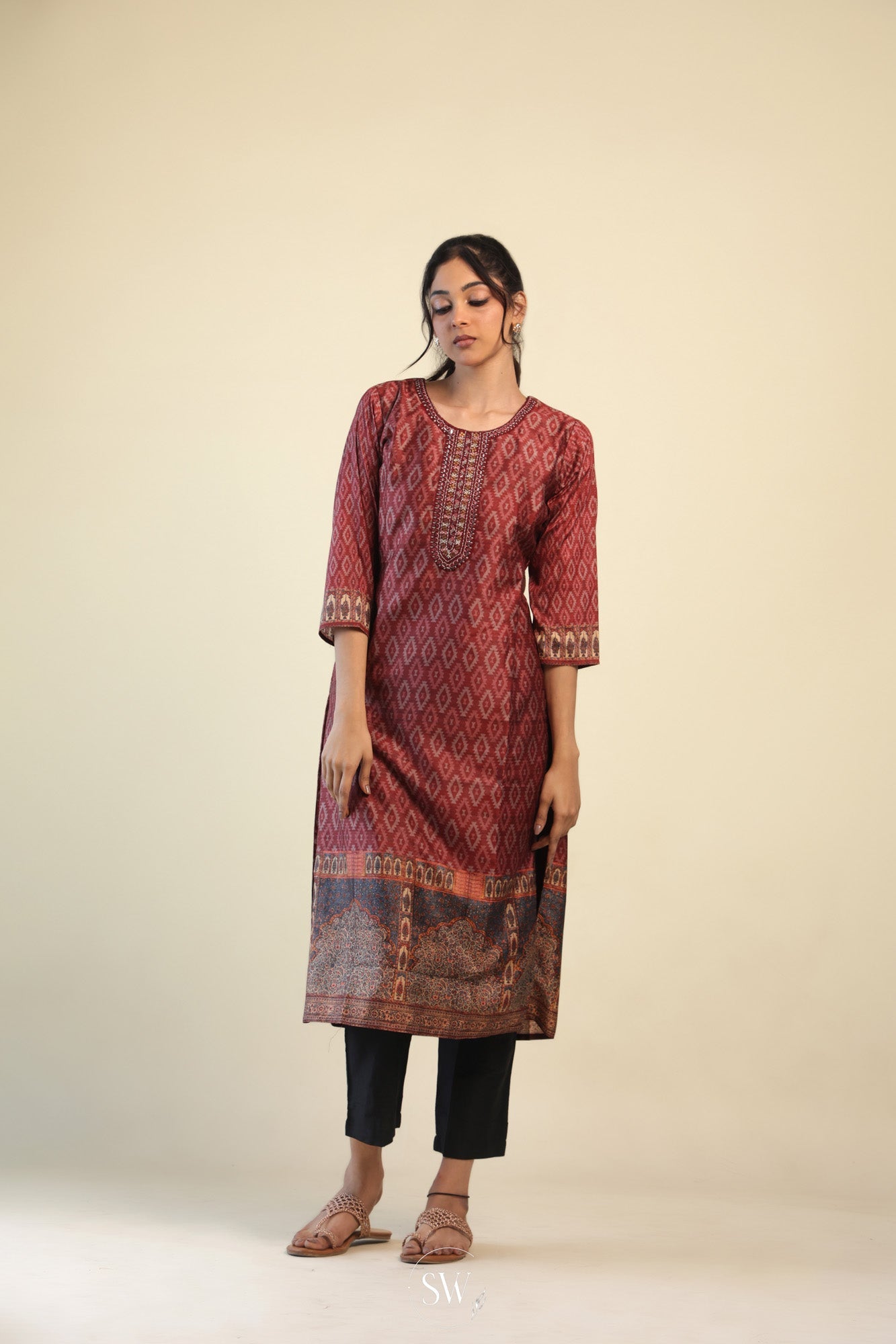 Auburn Red Printed Kurta With Geometrical Design