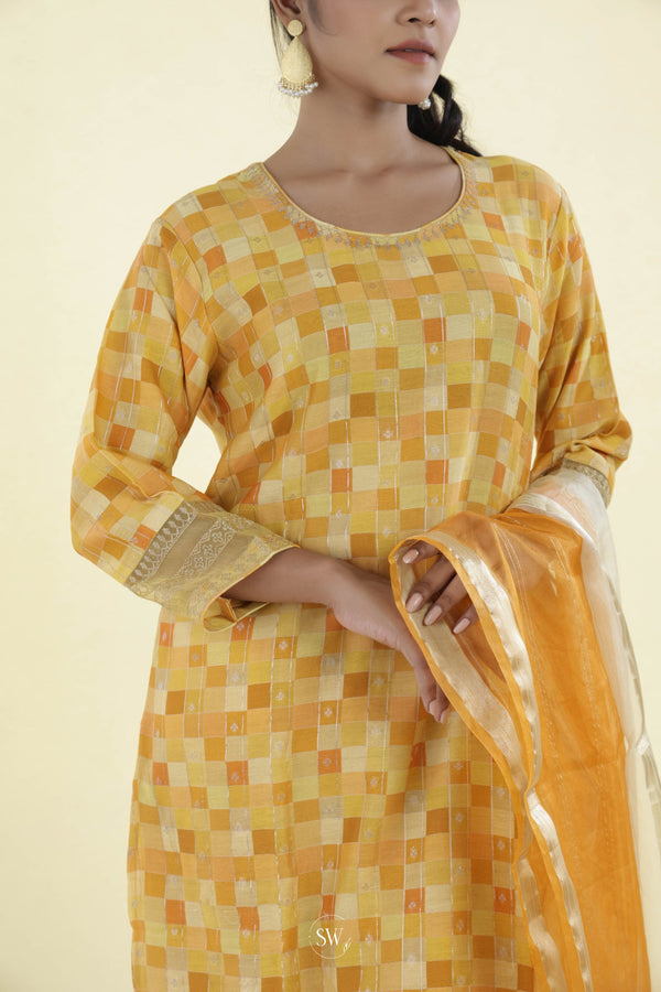 Yellow Multicolour Straight Suit Set With Checks Pattern