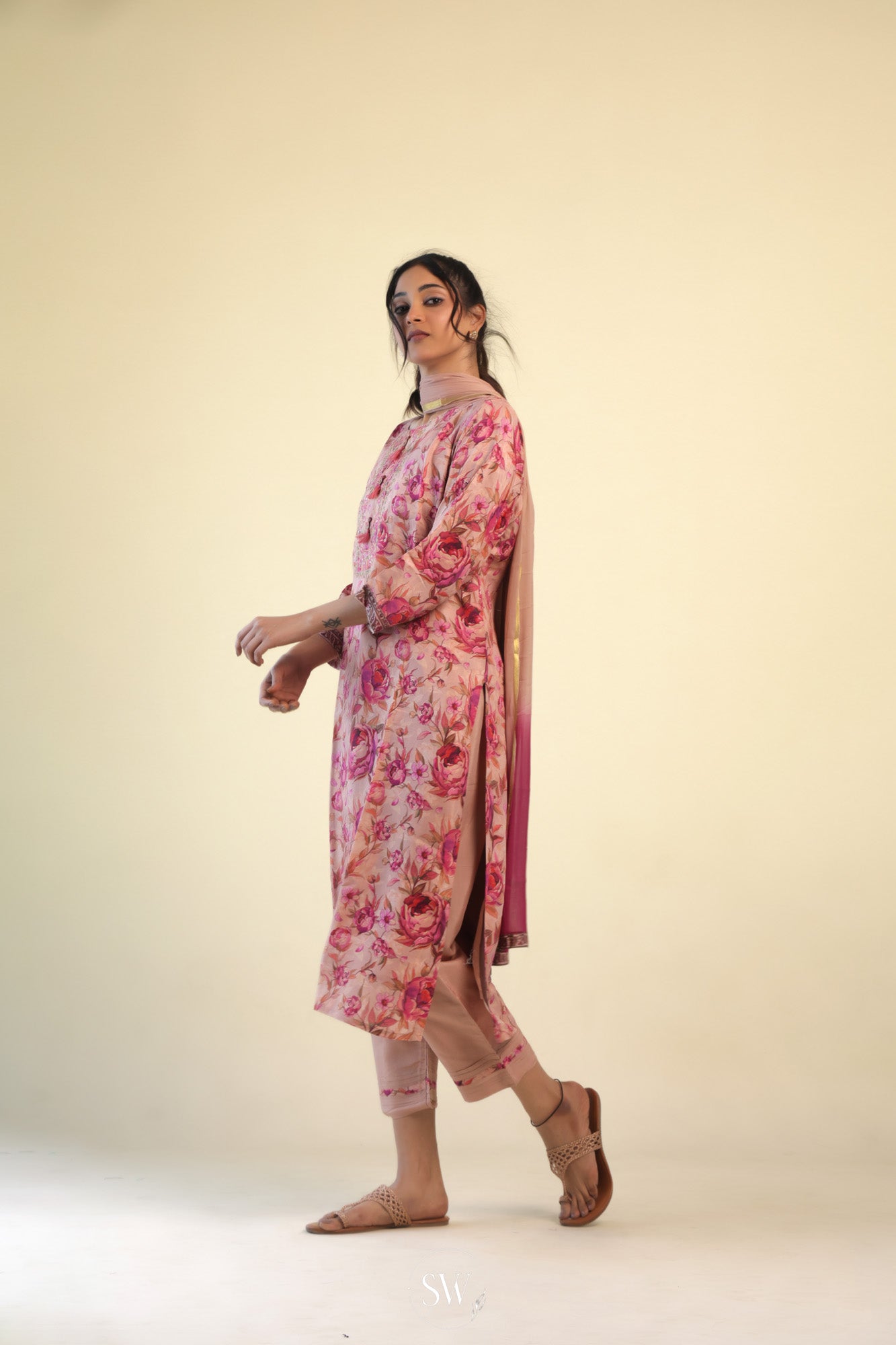 Oyster Pink Printed Straight Suit Set With Floral Design